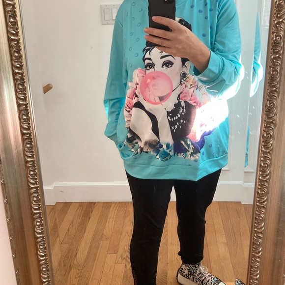 Audrey Hepburn Pop Art Fast Fashion - Picture 2 of 9